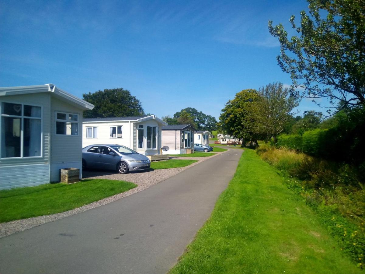 Campsie Glen Holiday Park Fintry ห้อง รูปภาพ