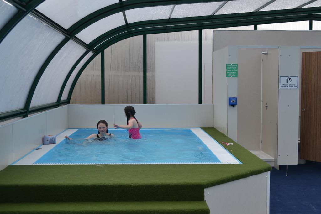 Campsie Glen Holiday Park Fintry ภายนอก รูปภาพ
