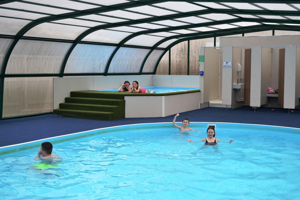 Campsie Glen Holiday Park Fintry ภายนอก รูปภาพ